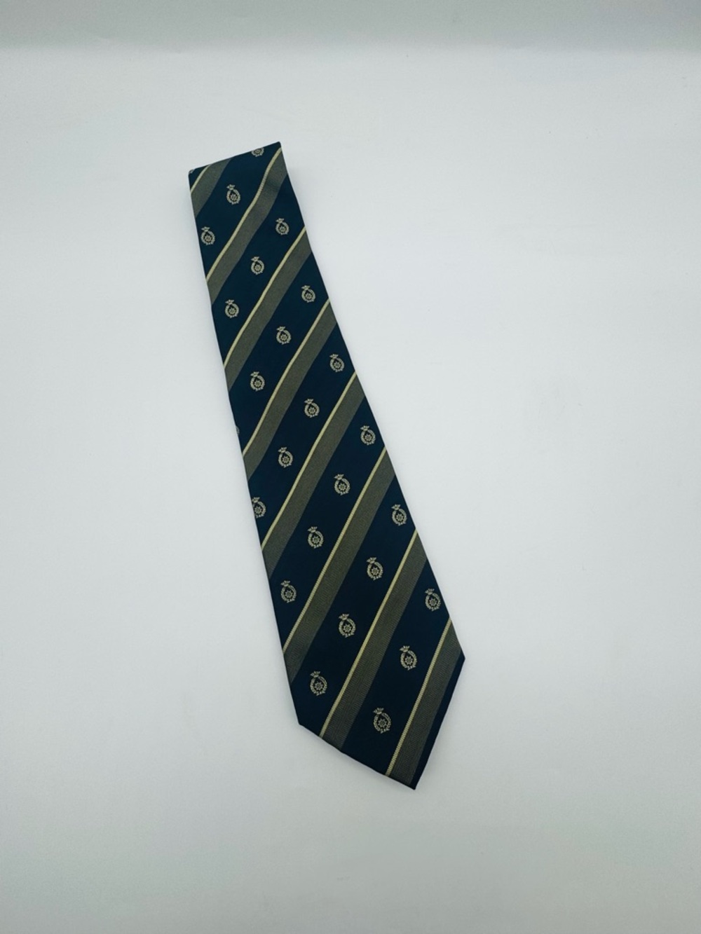 Vintage Louis Boston 100% Silk Tie